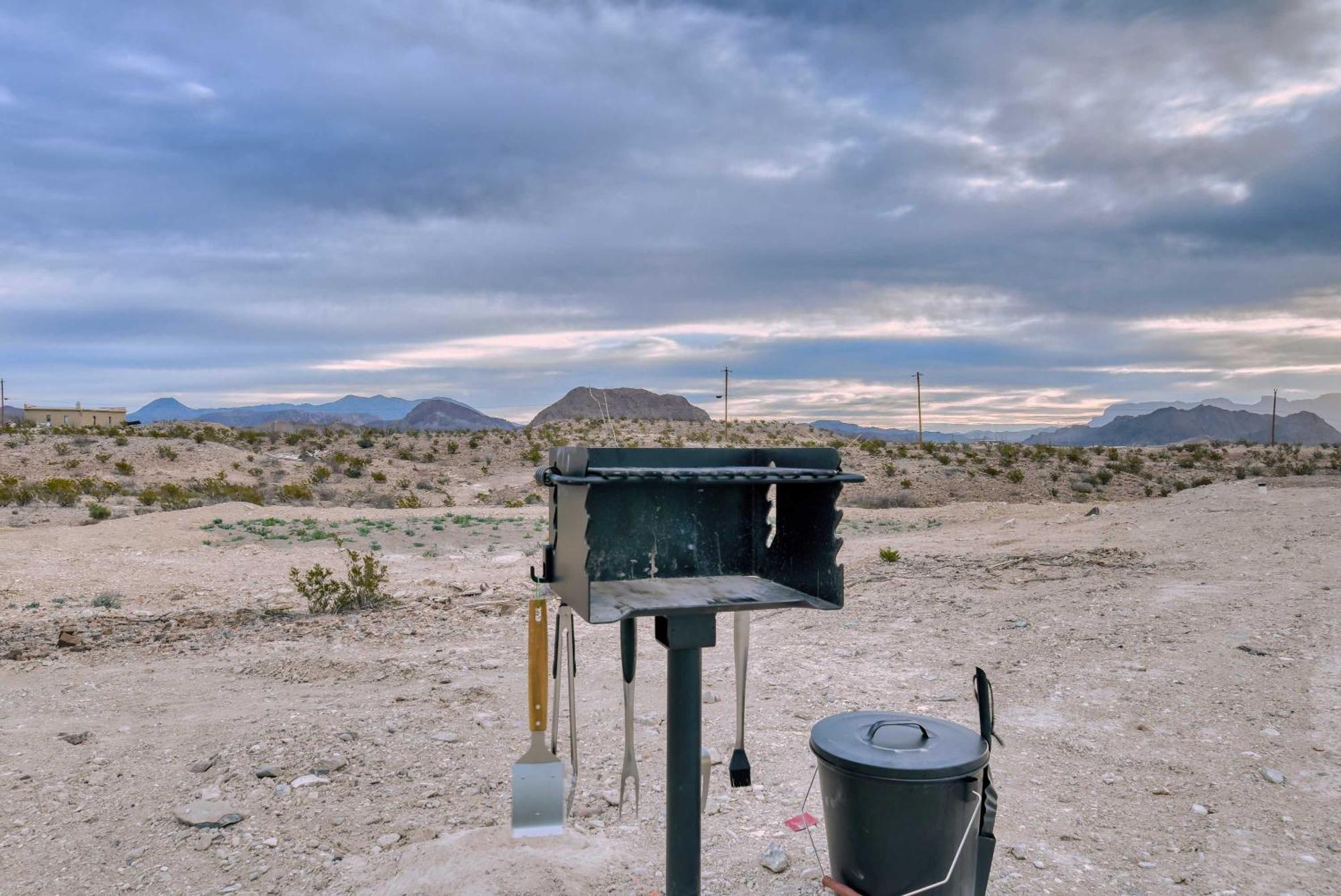 Stardust Luxury Cottage With Loft & A Great View Terlingua Esterno foto