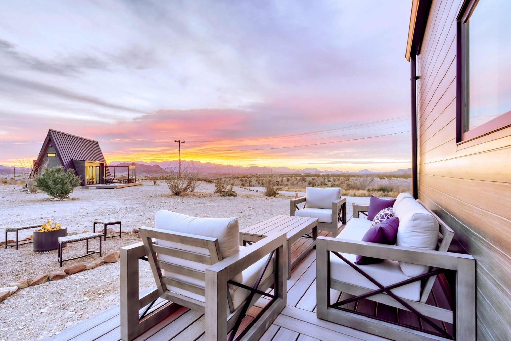 Stardust Luxury Cottage With Loft & A Great View Terlingua Esterno foto