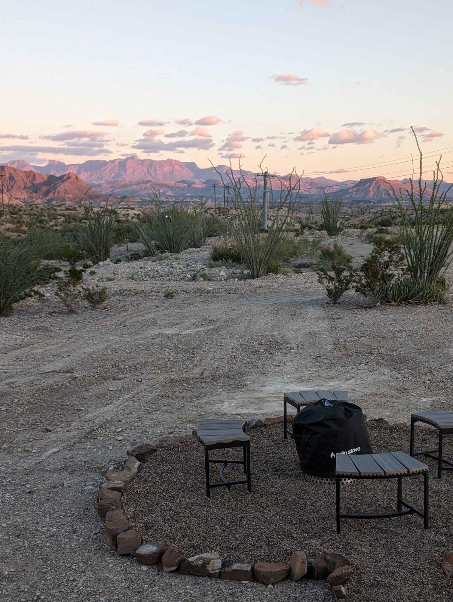 Stardust Luxury Cottage With Loft & A Great View Terlingua Esterno foto