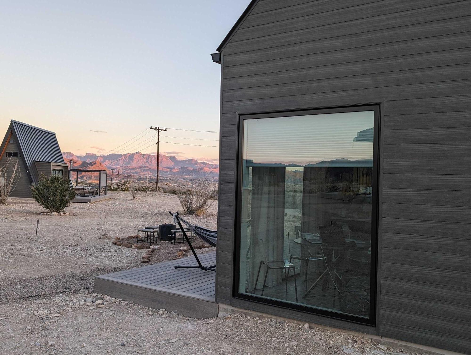 Stardust Luxury Cottage With Loft & A Great View Terlingua Esterno foto